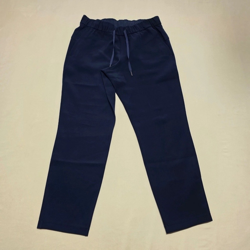 Lululemon On the Fly Crop Joggers Pant Navy Blue Size 8 Straight Leg